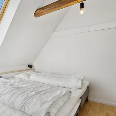 3 Bedroom Amazing In Semesterbostad *